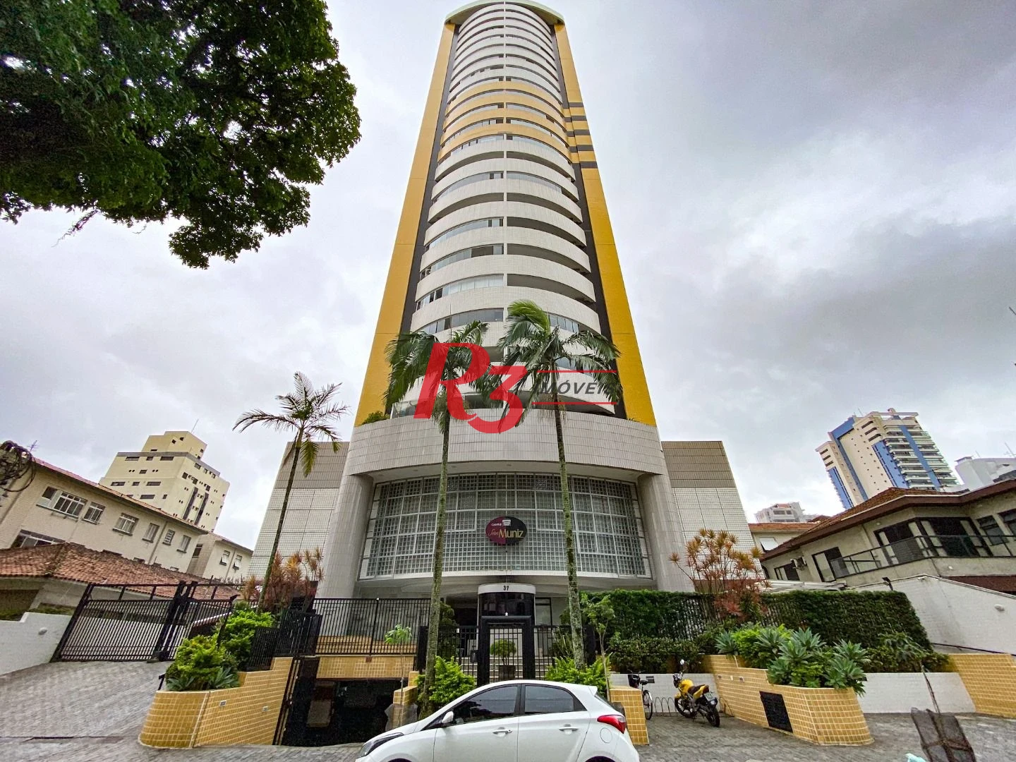 Apartamento com 3 dormitórios à venda, 122 m² por R$ 1.350.000,00 - Pompéia - Santos/SP