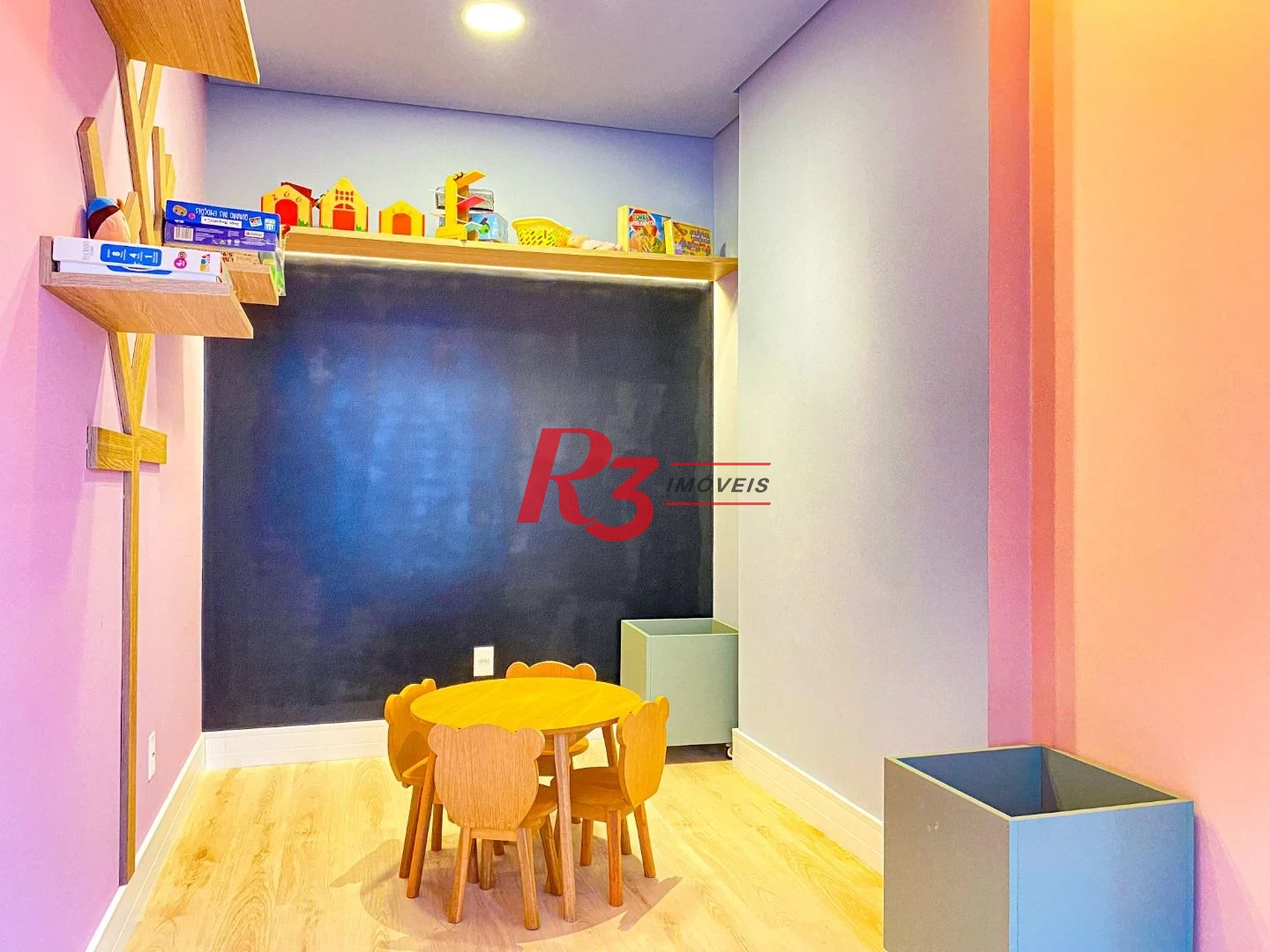 Apartamento com 3 dormitórios à venda, 134 m² por R$ 2.670.000,00 - Boqueirão - Santos/SP