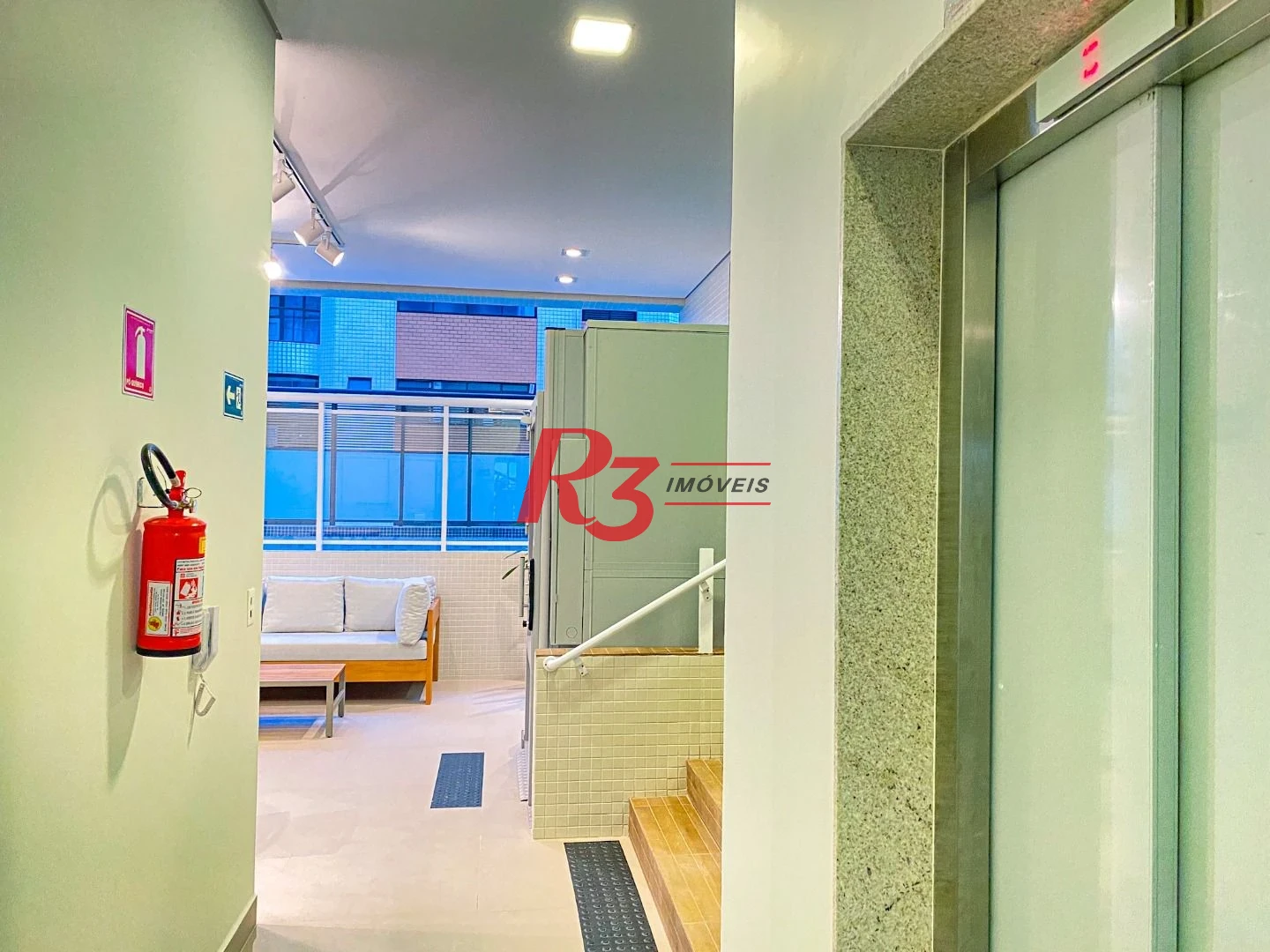 Apartamento com 3 dormitórios à venda, 134 m² por R$ 2.670.000,00 - Boqueirão - Santos/SP