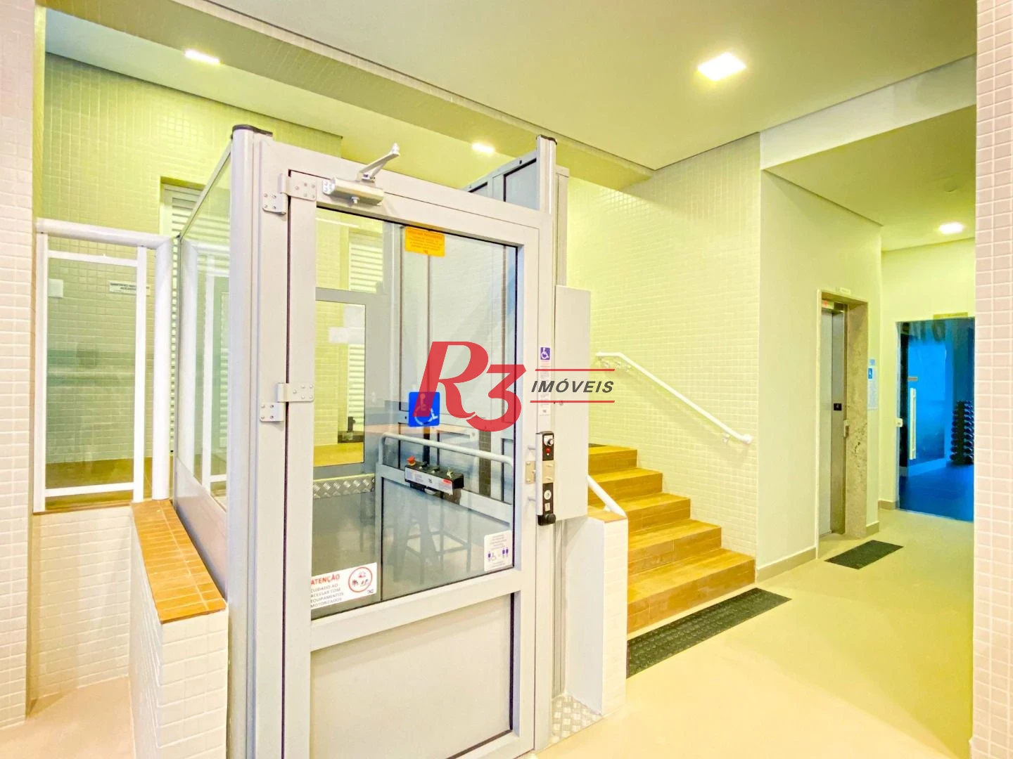 Apartamento com 3 dormitórios à venda, 134 m² por R$ 2.670.000,00 - Boqueirão - Santos/SP