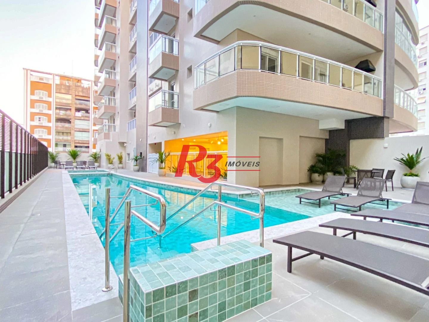 Apartamento com 3 dormitórios à venda, 134 m² por R$ 2.670.000,00 - Boqueirão - Santos/SP