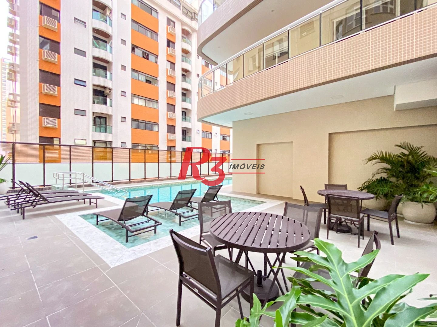 Apartamento com 3 dormitórios à venda, 134 m² por R$ 2.670.000,00 - Boqueirão - Santos/SP