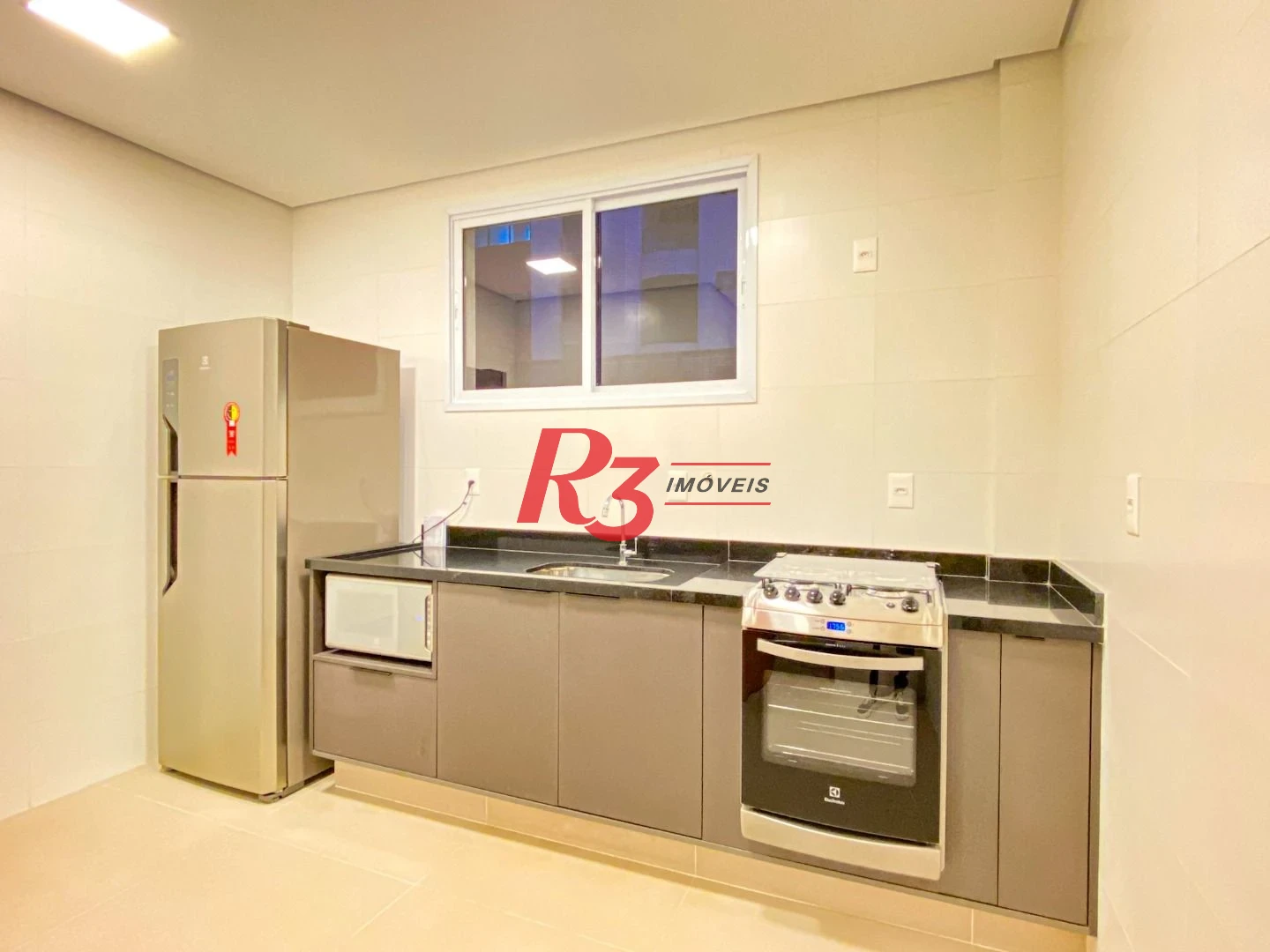 Apartamento com 3 dormitórios à venda, 134 m² por R$ 2.670.000,00 - Boqueirão - Santos/SP