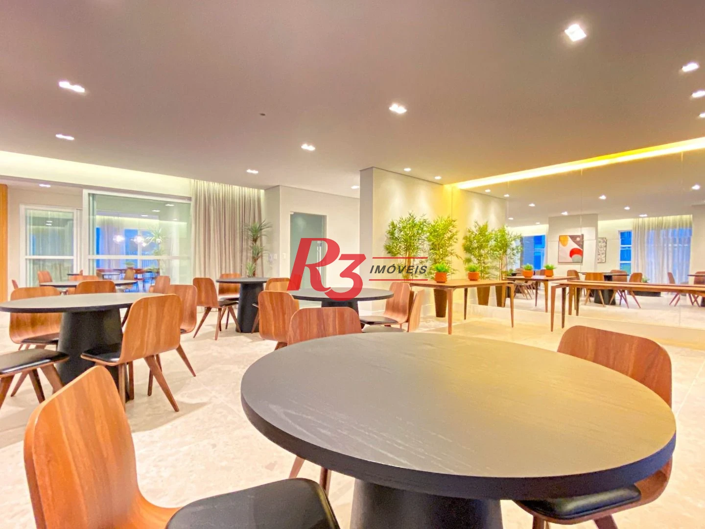 Apartamento com 3 dormitórios à venda, 134 m² por R$ 2.670.000,00 - Boqueirão - Santos/SP