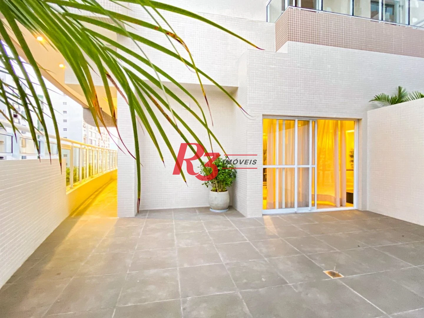 Apartamento com 3 dormitórios à venda, 134 m² por R$ 2.670.000,00 - Boqueirão - Santos/SP