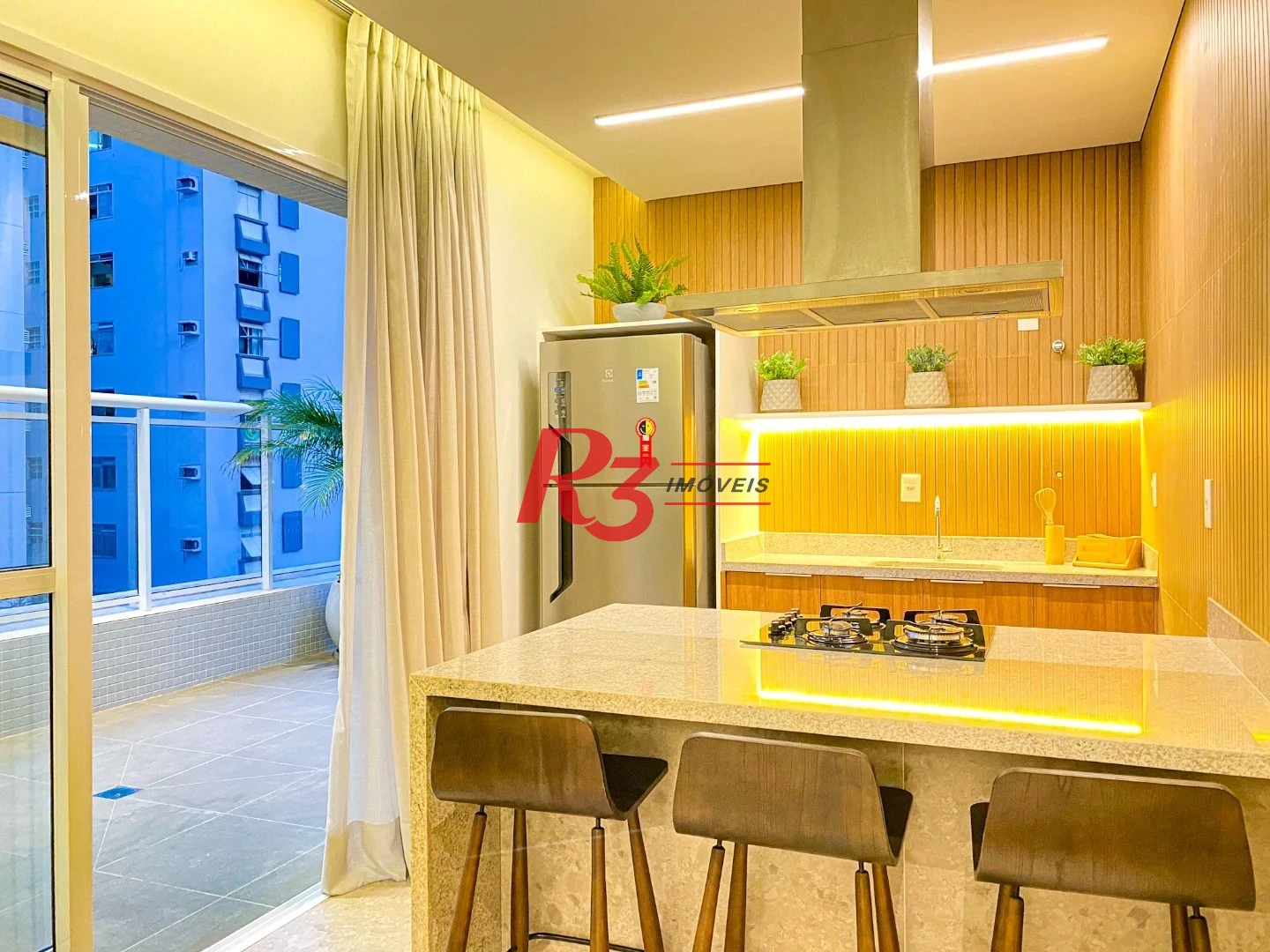 Apartamento com 3 dormitórios à venda, 134 m² por R$ 2.670.000,00 - Boqueirão - Santos/SP