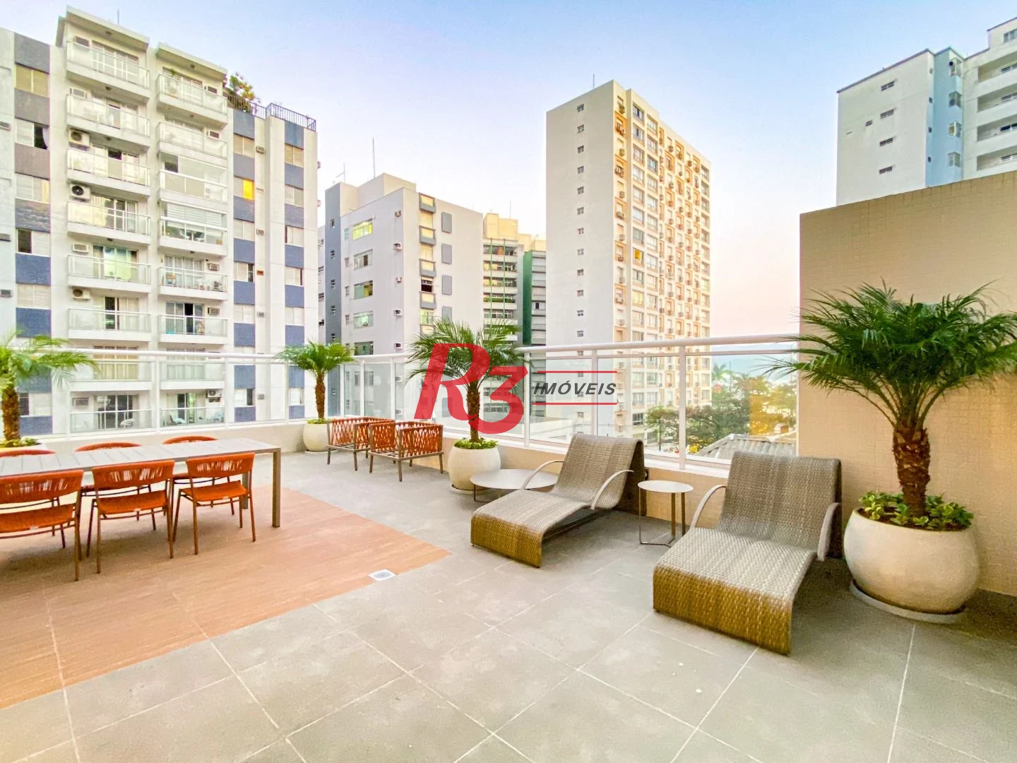 Apartamento com 3 dormitórios à venda, 134 m² por R$ 2.670.000,00 - Boqueirão - Santos/SP