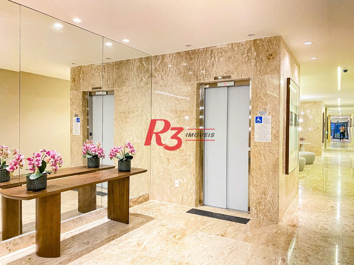 Apartamento com 3 dormitórios à venda, 134 m² por R$ 2.670.000,00 - Boqueirão - Santos/SP