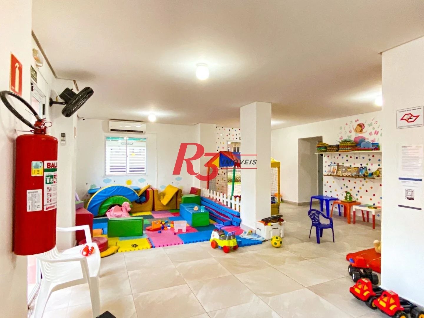 Apartamento com 2 dormitórios à venda, 55 m² por R$ 320.000,00 - Morro Nova Cintra - Santos/SP