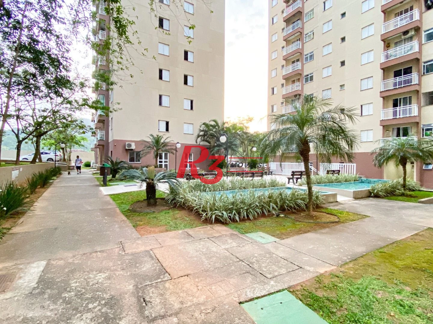 Apartamento com 2 dormitórios à venda, 55 m² por R$ 320.000,00 - Morro Nova Cintra - Santos/SP