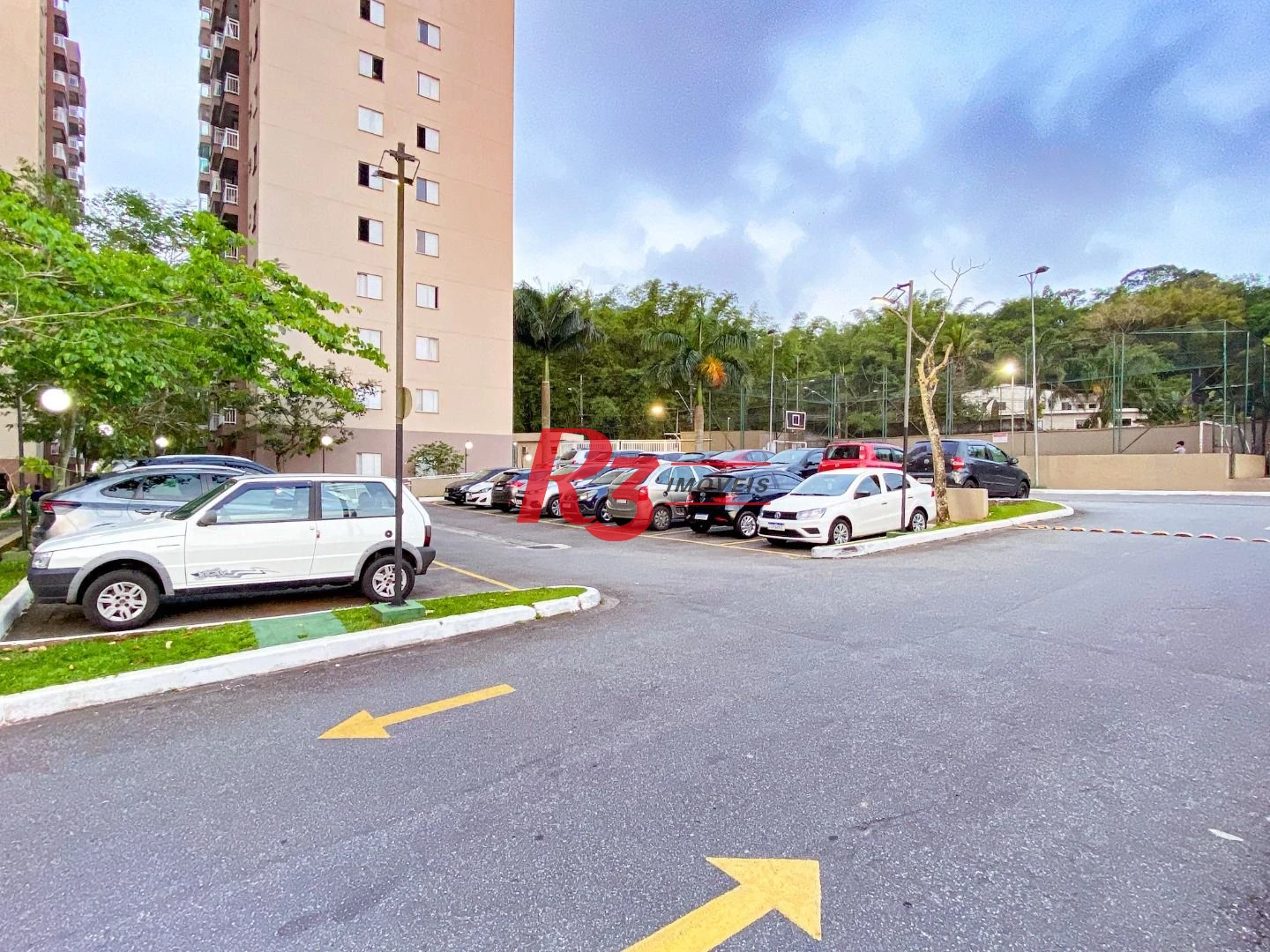 Apartamento com 2 dormitórios à venda, 55 m² por R$ 320.000,00 - Morro Nova Cintra - Santos/SP