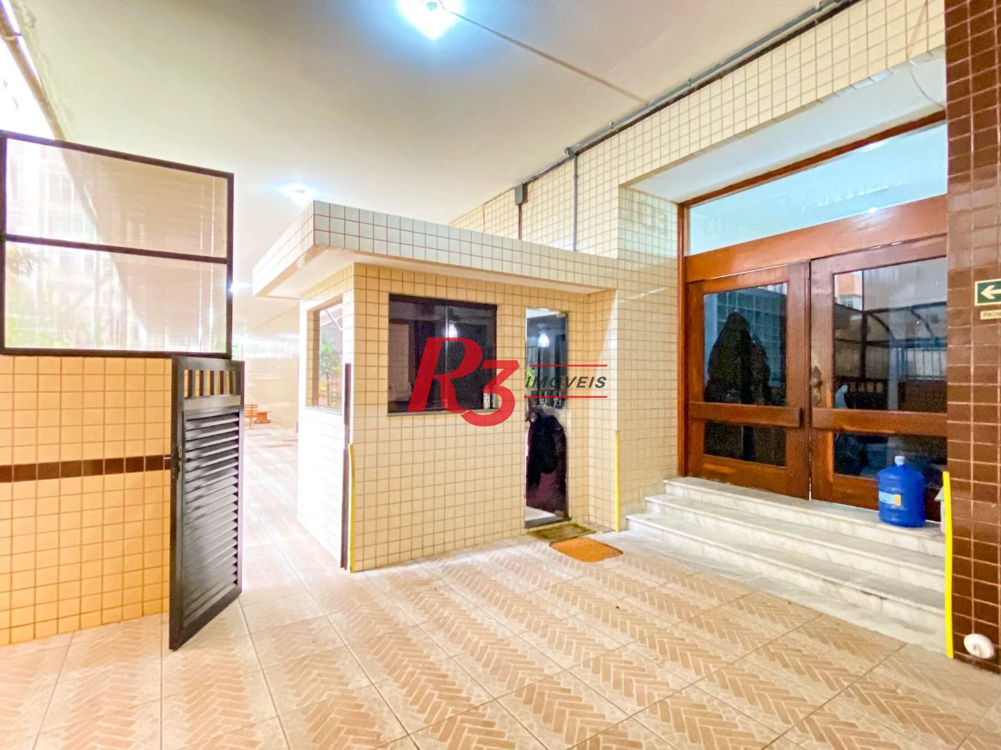 Apartamento com 2 dormitórios à venda, 60 m² por R$ 580.000,00 - Ponta da Praia - Santos/SP
