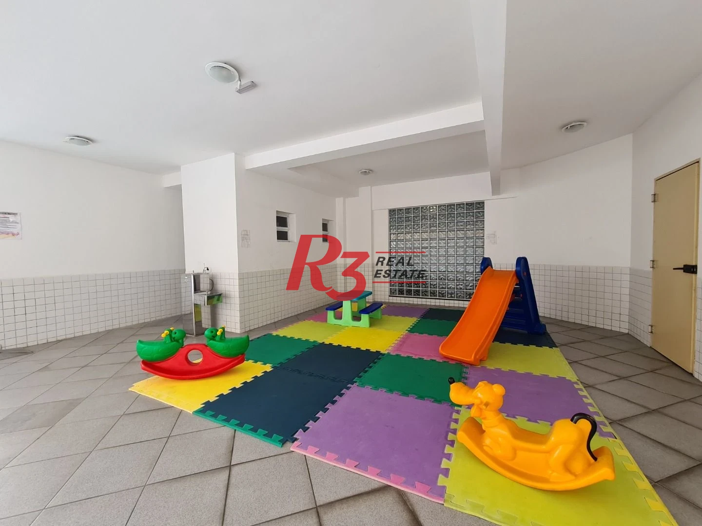 Apartamento com 2 dormitórios à venda, 87 m² - Vila Assunção - Praia Grande/SP