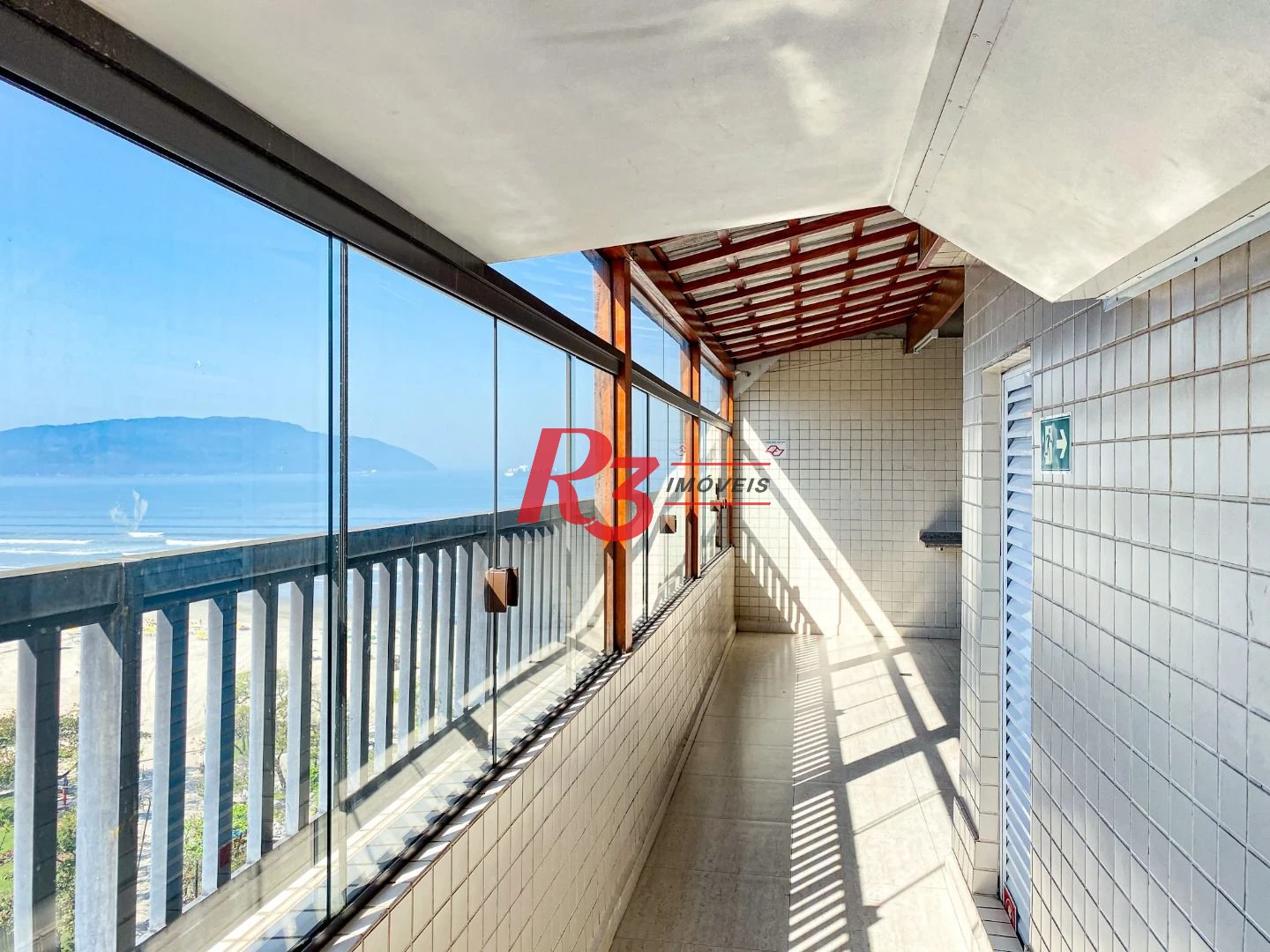 Apartamento com 3 dormitórios à venda, 120 m² por R$ 1.000.000,00 - Pompéia - Santos/SP