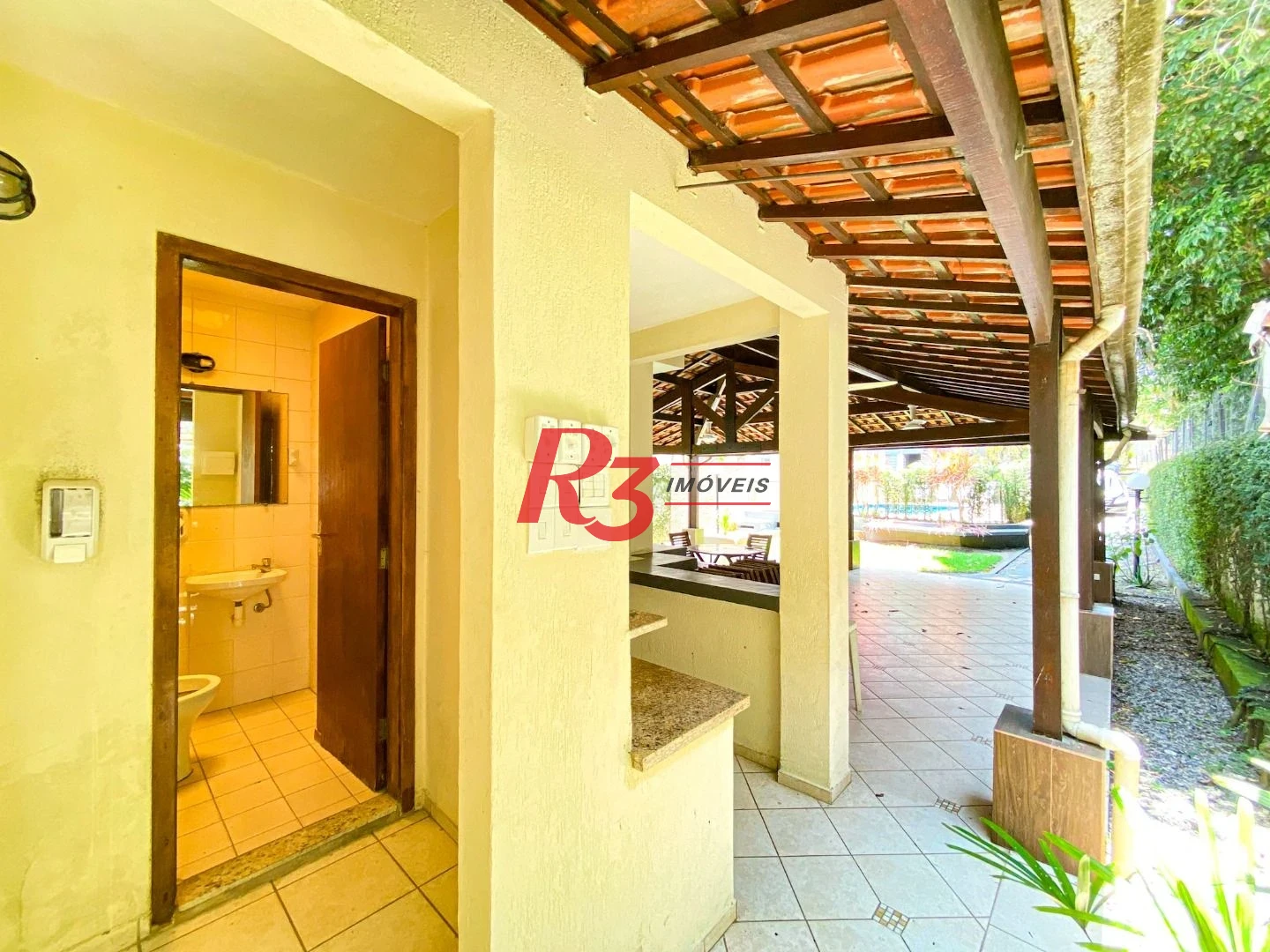 Apartamento com 3 dormitórios à venda, 169 m² por R$ 990.000,00 - Boqueirão - Santos/SP