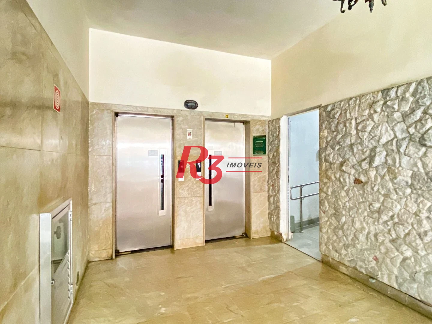 Apartamento com 3 dormitórios à venda, 140 m² por R$ 1.150.000,00 - Boqueirão - Santos/SP