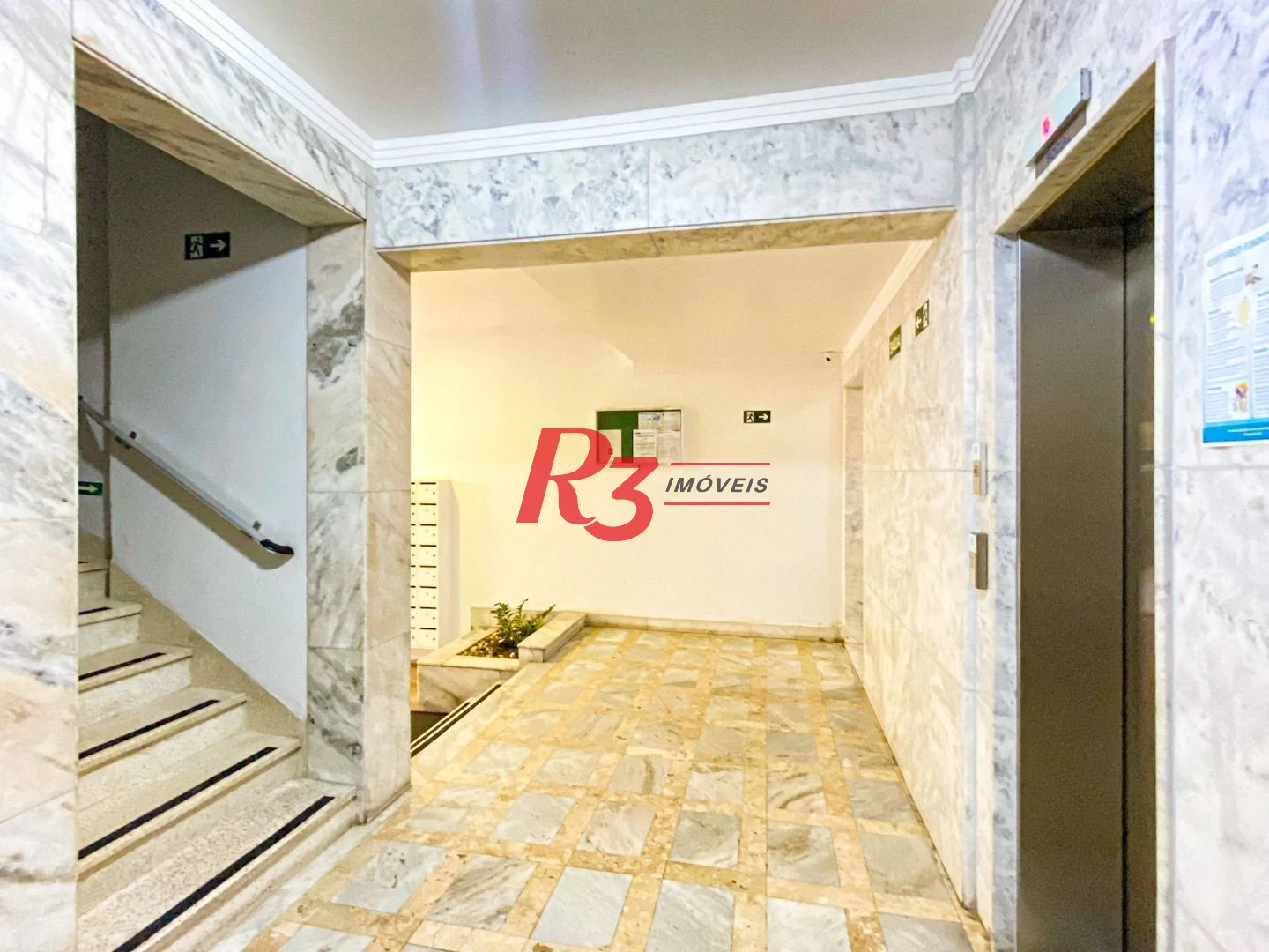 Apartamento à venda, 108 m² por R$ 1.200.000,00 - Embaré - Santos/SP