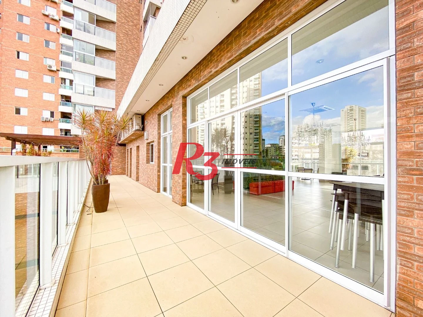 Apartamento com 3 dormitórios à venda, 159 m² por R$ 2.480.000,00 - Embaré - Santos/SP