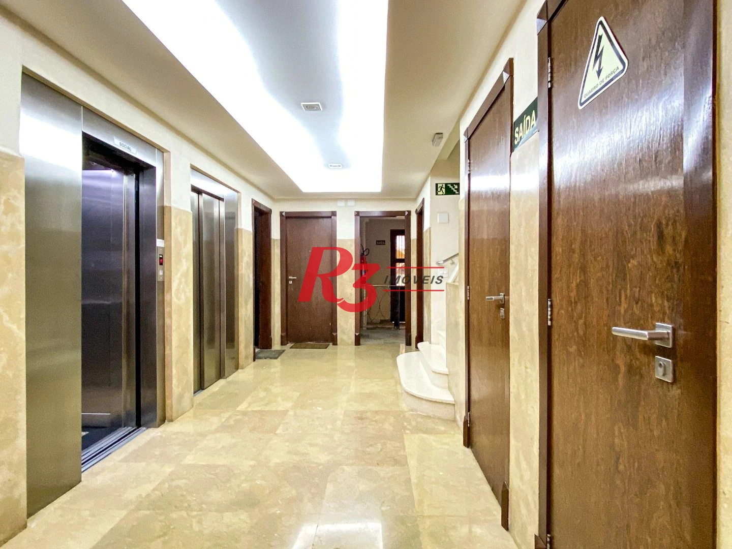 Apartamento com 3 dormitórios à venda, 160 m² por R$ 970.000,00 - Aparecida - Santos/SP