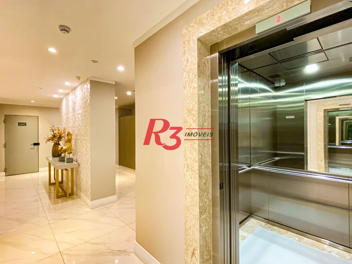 Apartamento com 2 dormitórios à venda, 86 m² por R$ 1.400.000,00 - Boqueirão - Santos/SP