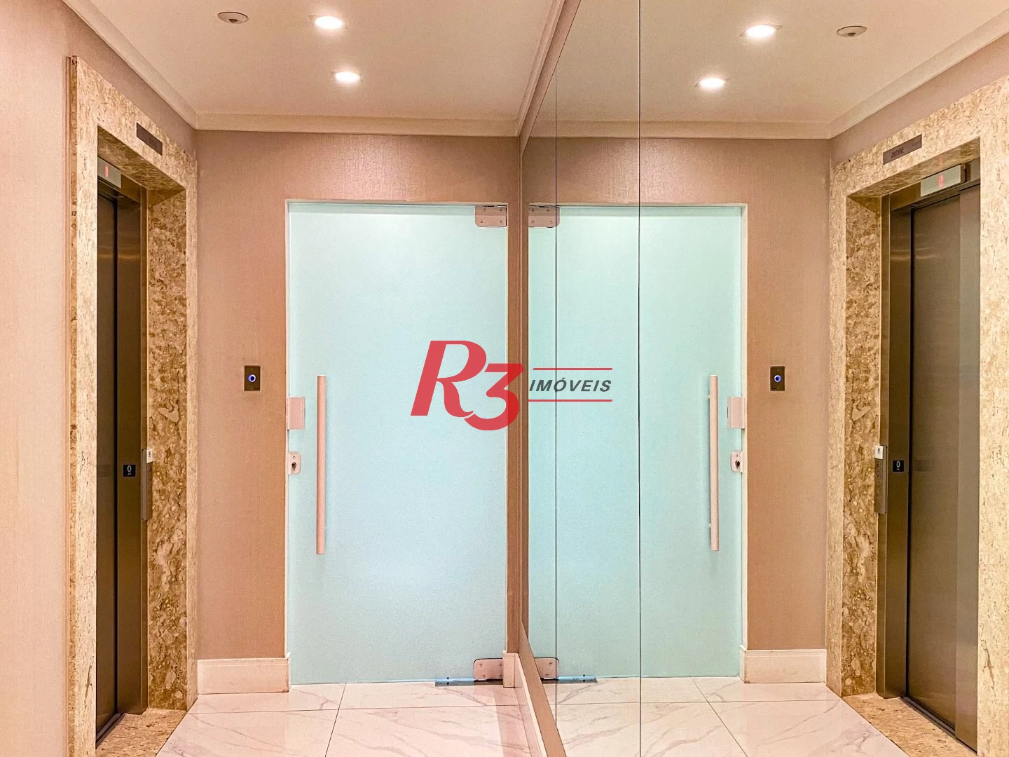 Apartamento com 2 dormitórios à venda, 86 m² por R$ 1.400.000,00 - Boqueirão - Santos/SP