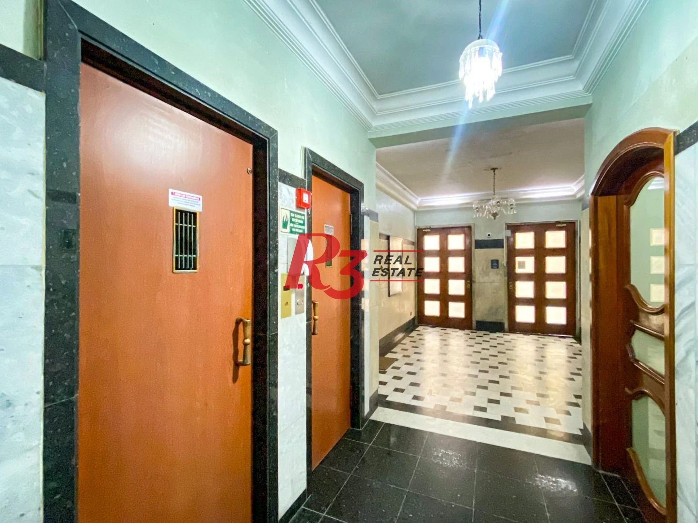 Apartamento com 2 dormitórios à venda, 89 m² por R$ 460.000,00 - Boqueirão - Santos/SP