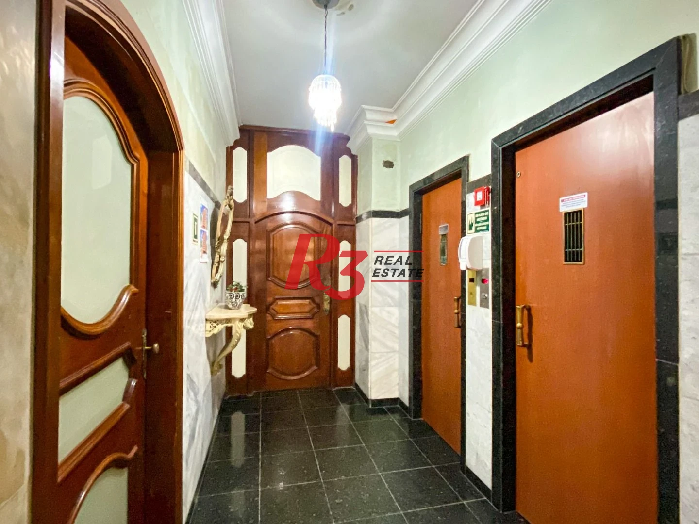 Apartamento com 2 dormitórios à venda, 89 m² por R$ 460.000,00 - Boqueirão - Santos/SP