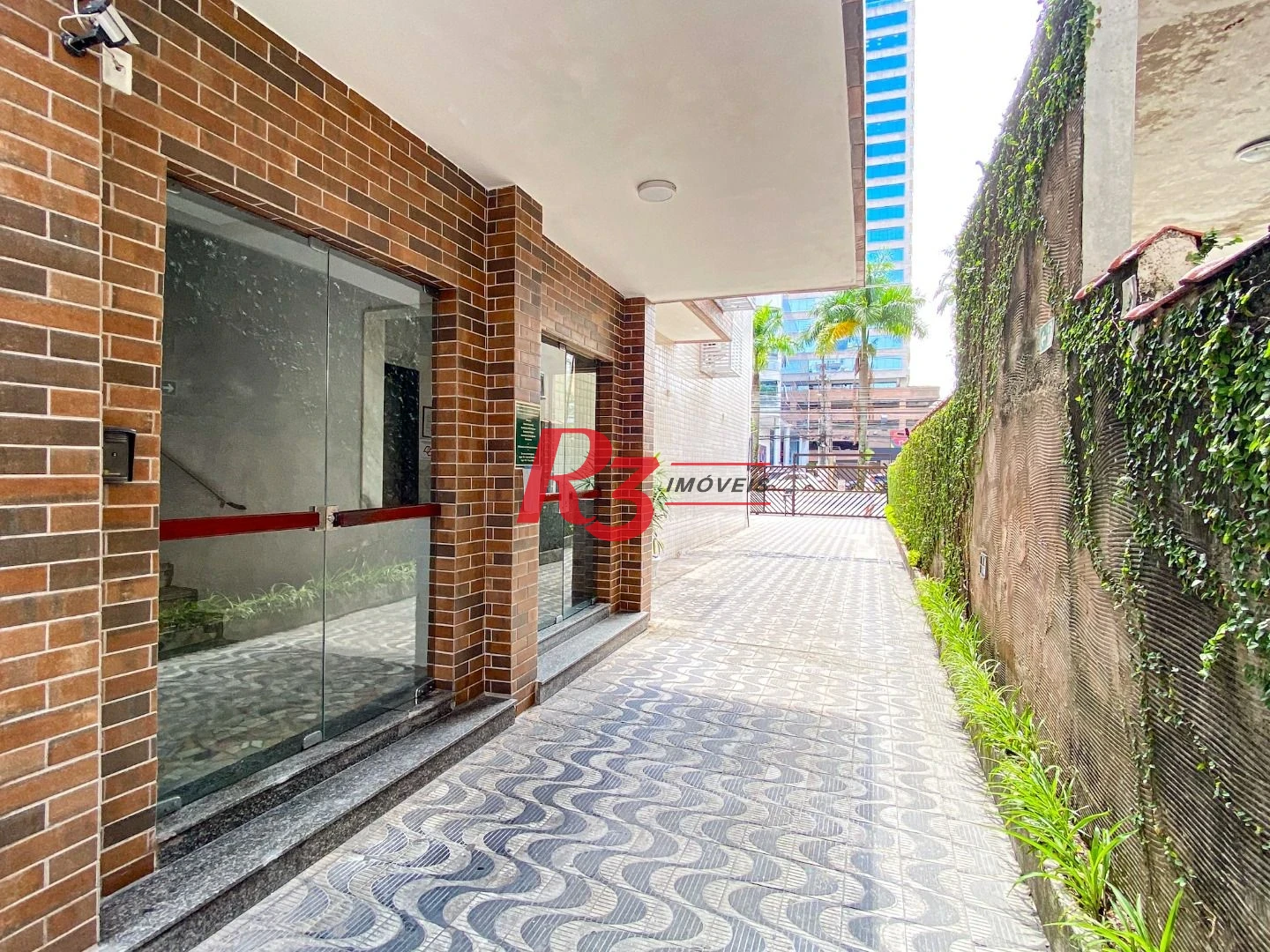Apartamento com 3 dormitórios à venda, 123 m² por R$ 870.000,00 - Gonzaga - Santos/SP