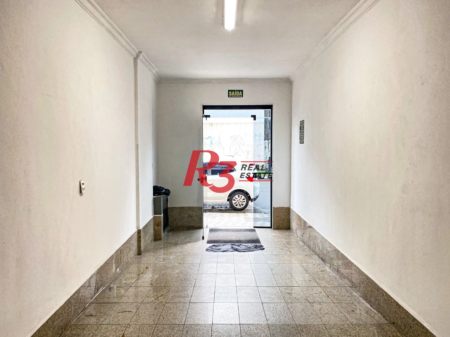 Sala, 65 m² - venda por R$ 300.000,00 ou aluguel por R$ 4.196,00/mês - Vila Matias - Santos/SP