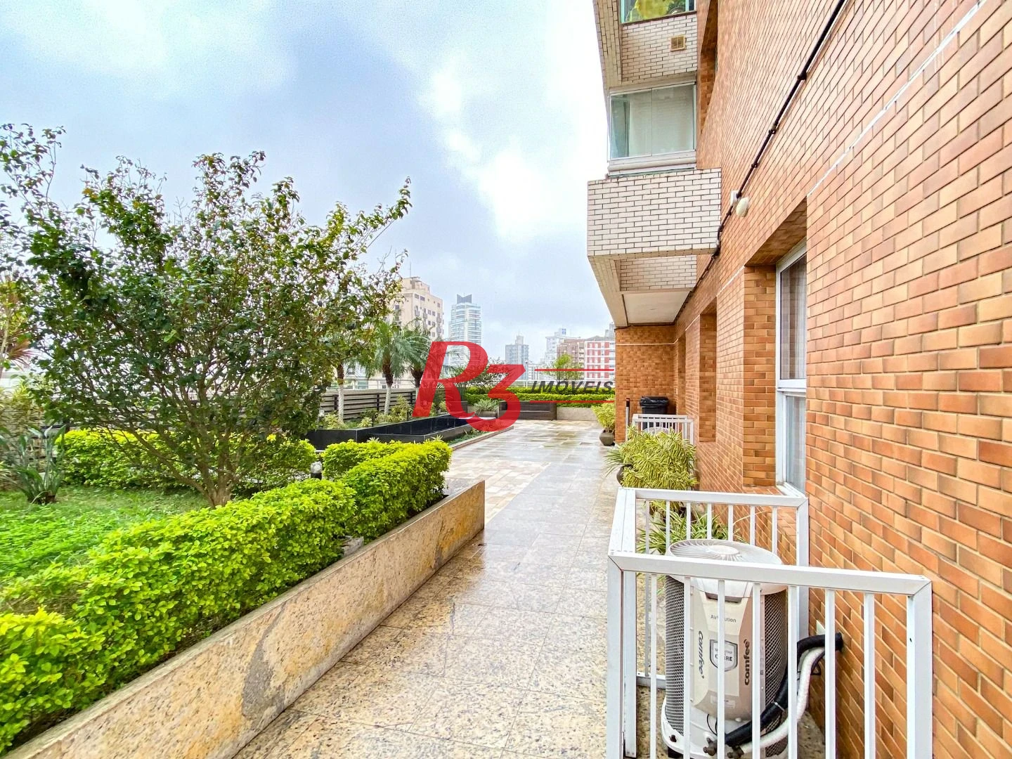 Apartamento com 1 dormitório para alugar, 48 m² por R$ 5.000,00/mês - Ponta da Praia - Santos/SP