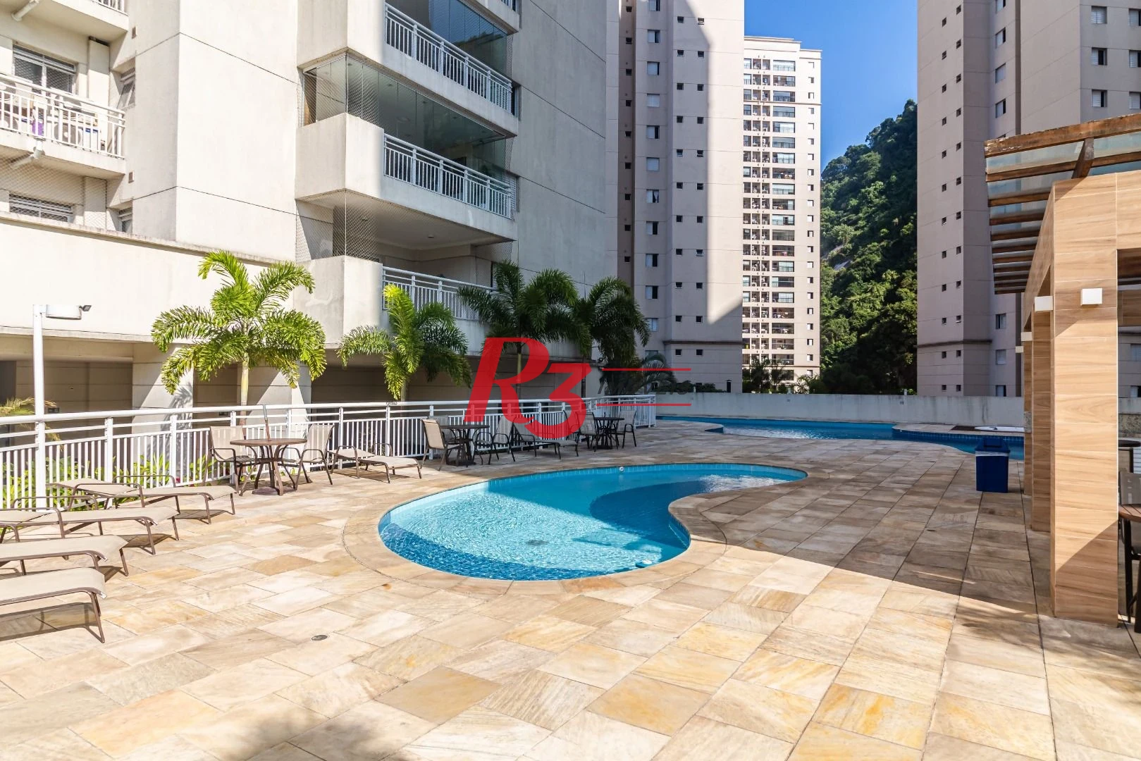 Cobertura com 4 dormitórios à venda, 350 m² por R$ 4.500.000,00 - Marapé - Santos/SP